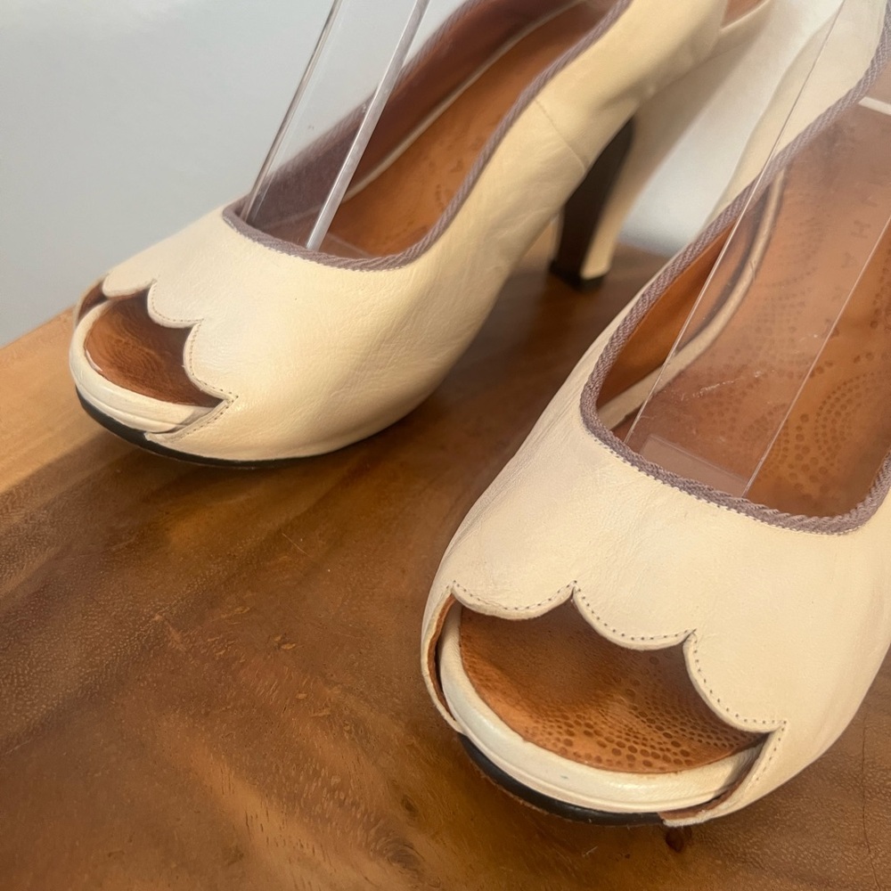 CHIE MIHARA “Bessy” Ivory Cream Platform Ankle Strap Peep Toe High Heels 38.5 - Picture 12 of 16